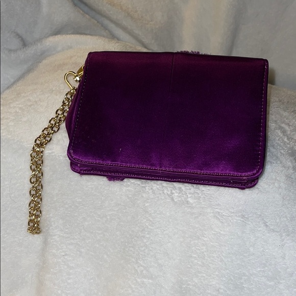 COPY - Bcbgmaxazzari Purple Wristlet / Satin - Cu… - Picture 4 of 12